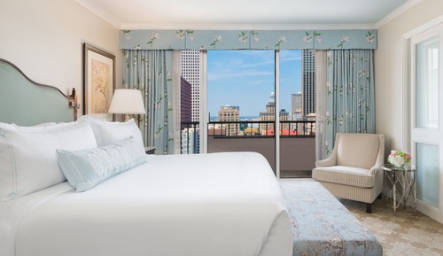 Club Deluxe Suite King