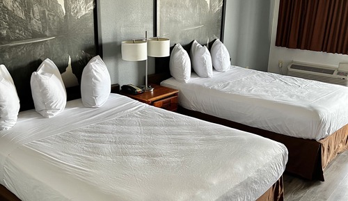 Habitación estándar, 2 camas de matrimonio, fumadores