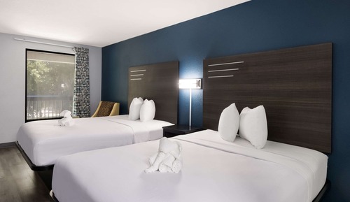 Habitación estándar, 2 camas dobles, no fumadores
