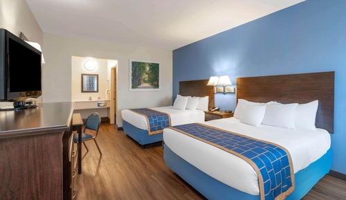 Habitación estándar, 2 camas de matrimonio, accesible para personas con discapacidad
