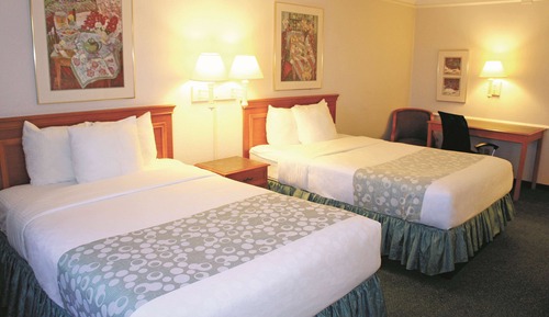 Habitación, 2 camas dobles, no fumadores (Mobility/Hearing Impaired Accessible)