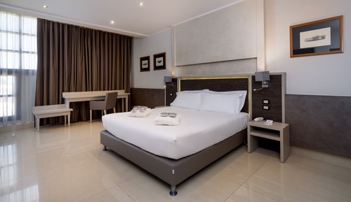 Suite, 1 cama de matrimonio, no fumadores (with Sofabed)