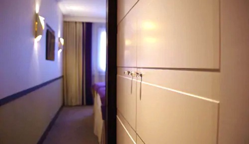 Habitación clásica con 2 camas individuales