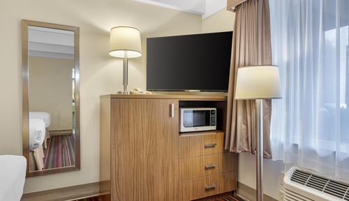 Habitación estándar, 2 camas dobles, no fumadores, frigorífico y microondas