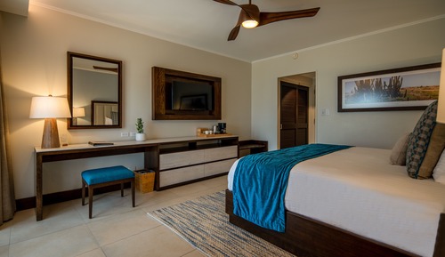 Habitación Deluxe, vistas parciales al mar