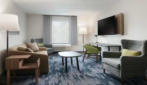 Suite, 1 habitación (Mobility/Hearing Access, Roll-In Shwr)