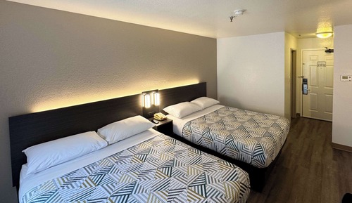 Habitación estándar, 2 camas dobles, no fumadores