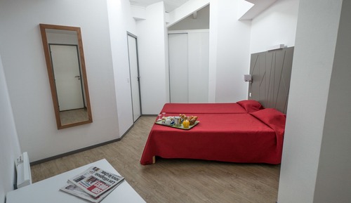 Dúplex, 2 habitaciones, vistas al puerto (or Pool view For 6)