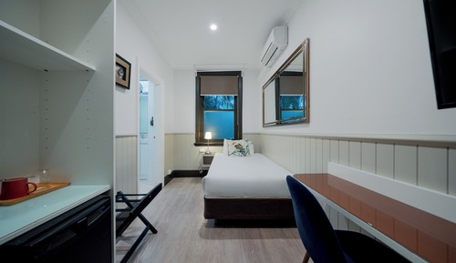 Habitación estándar (Standard Single Ensuite)