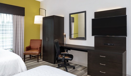 Habitación estándar, 2 camas de matrimonio, ducha adaptada (Mobility)
