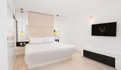 Habitación Deluxe, junto a la piscina (Deluxe Relax Pool View)