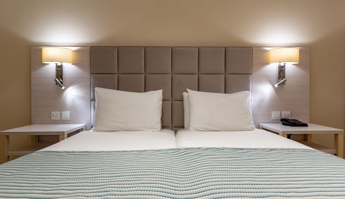 Habitación económica con 1 cama doble o 2 individuales