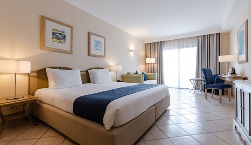 Suite junior, balcón