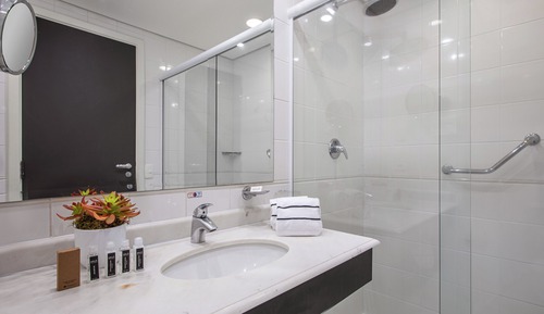Quarto Melia Queen