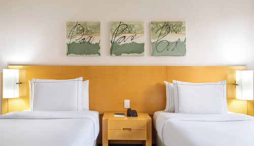 Quarto Melia Twin com Acessibilidade