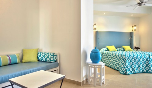 Habitación familiar, balcón, vistas al mar
