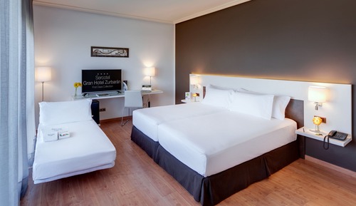 Habitación triple clásica