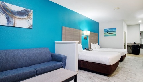 2 Queen Standard Suites, 1st Floor