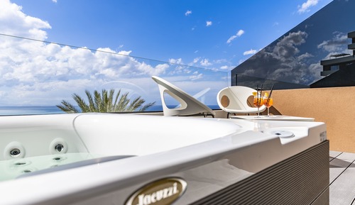 Habitación doble (Jacuzzi Deluxe)