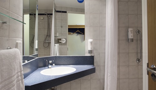 Habitación estándar, 1 cama de matrimonio grande con sofá cama