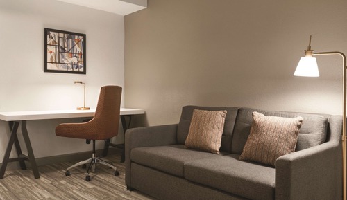 Suite junior con cama matrimonial grande