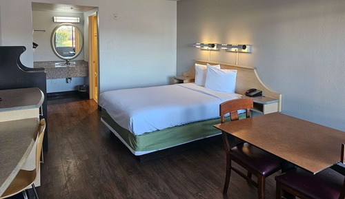 Habitación, 1 cama de matrimonio, accesible para personas con discapacidad (Access Tub)