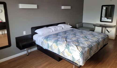Suite, 1 cama de matrimonio grande, no fumadores (Efficiency)