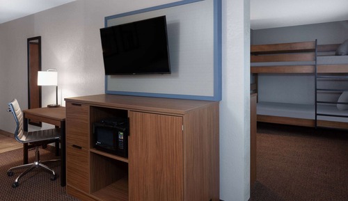 Habitación, varias camas, no fumadores, vistas a la piscina