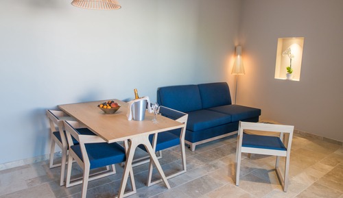Apartamento clásico, 1 cama de matrimonio con sofá cama