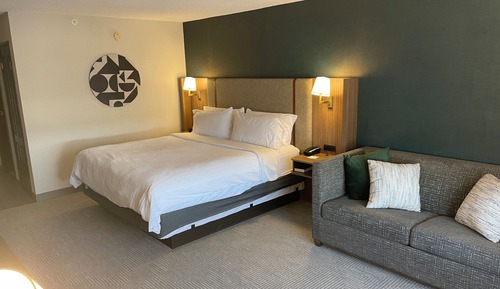 Habitación estándar, 1 cama de matrimonio grande con sofá cama, bañera accesible (Mobility)