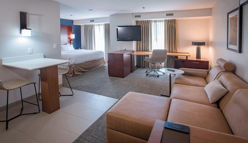 Estudio, 1 cama de matrimonio grande con sofá cama (Mobility/Hearing Accessible, Tub)