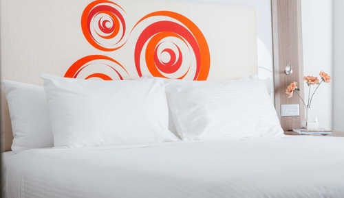 Suite, 1 cama de matrimonio grande con sofá cama