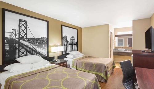 Habitación, 2 camas de matrimonio, microondas