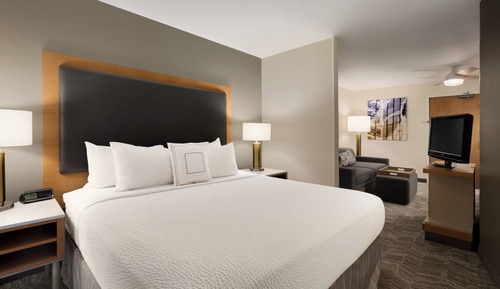 Suite, 1 cama de matrimonio grande (Hearing Accessible)
