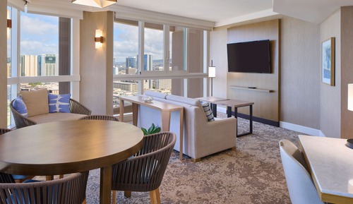 Ocean Front 1 Bedroom Suite 1 King Bed