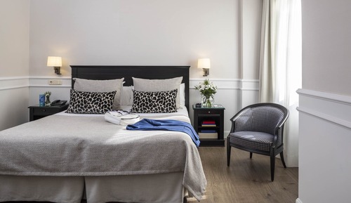 Habitación estándar con 1 cama doble o 2 individuales