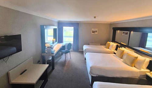 Deluxe Family Room 2A+2CH