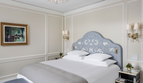 Suite (St Moritz)