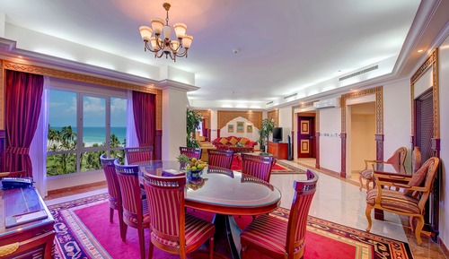 Suite, 2 camas individuales, fumadores (Custom)