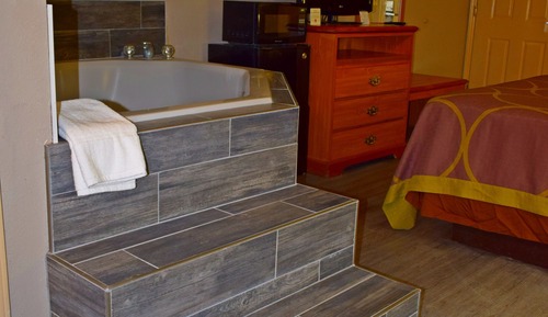 Suite estudio, 1 cama de matrimonio grande, no fumadores, bañera de hidromasaje