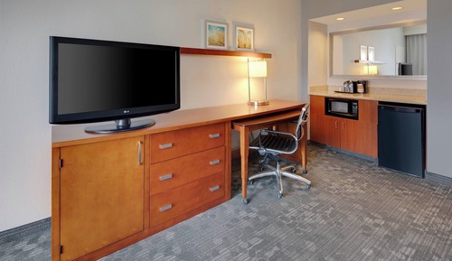 Suite, 1 habitación (Mobility/Hearing Accessible, Tub)