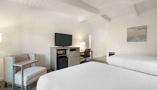 Habitación estándar, 2 camas de matrimonio, no fumadores, frigorífico y microondas
