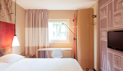 Habitación, varias camas