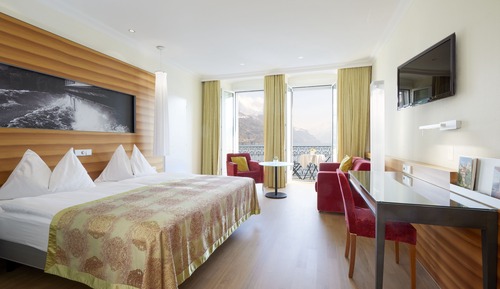 Executive Twin Room, Balcony, Lake View with balcony