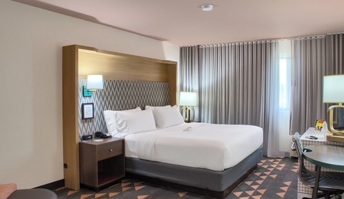 Habitación estándar, 1 cama de matrimonio grande (Mobility)