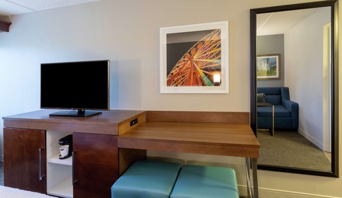 Habitación (1 King Study Sofabed Nonsmoking)