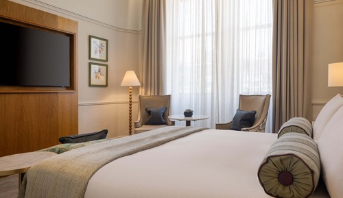 Suite, 1 cama de matrimonio grande (Sir Conan Doyle)