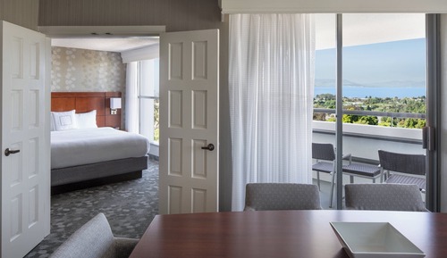 Suite, 1 cama de matrimonio grande con sofá cama