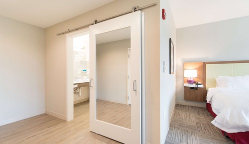 Estudio, 1 cama de matrimonio grande, accesible para personas con discapacidad (w/ roll-in shower)
