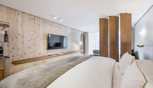 Habitación Deluxe doble, 1 cama de matrimonio grande, vistas a la montaña, junto a la pista de esquí